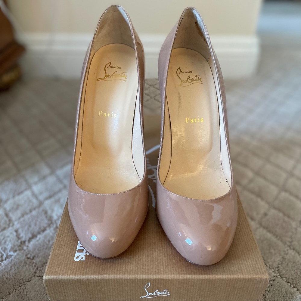 Christian Louboutin Fififa 100 Patent Nude Pump size 40